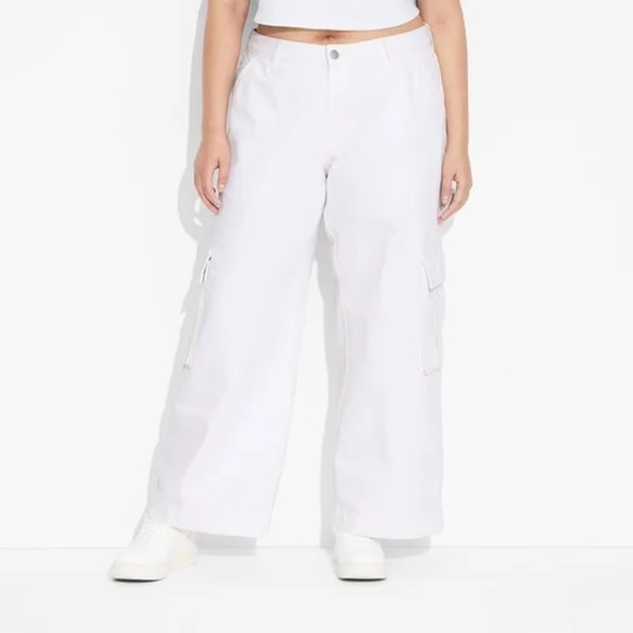 wild fable Denim - 🎯60% OFF!Wild Fable White Mid Rise Cargo Baggy Jeans